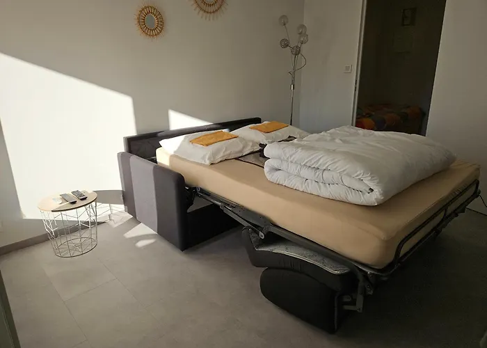 Studio Cabine Clim Wifi Parking Draps - 1 étoile - self check-in possible